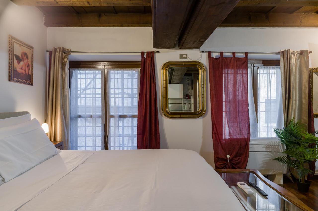Leoncin D'Oro Apartment Verona Luaran gambar