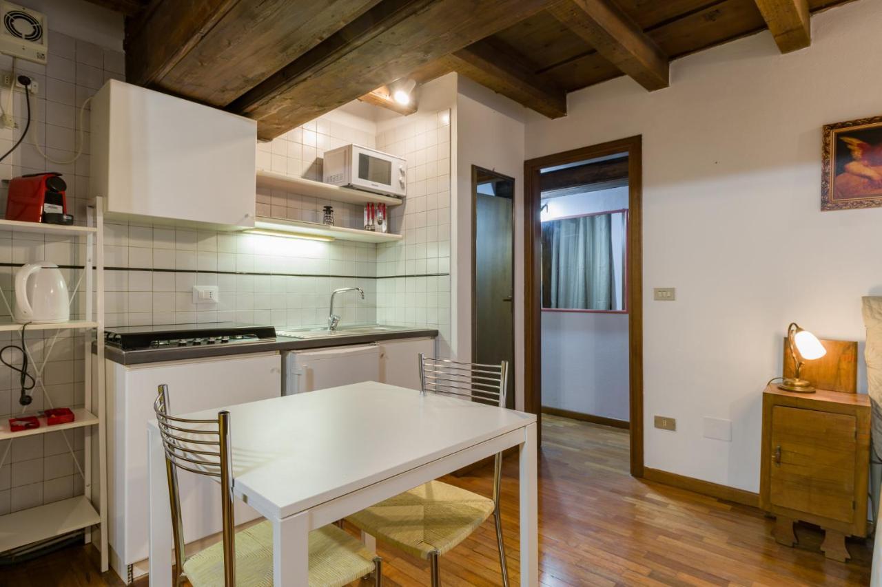 Leoncin D'Oro Apartment Verona Luaran gambar